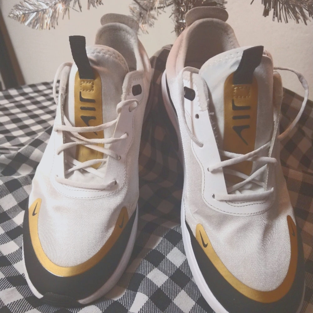 Nike Air Max Dia Icon Clash Women's US 7.5